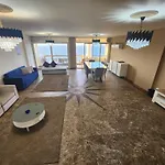 Midpoint Panoramic View - Families Only