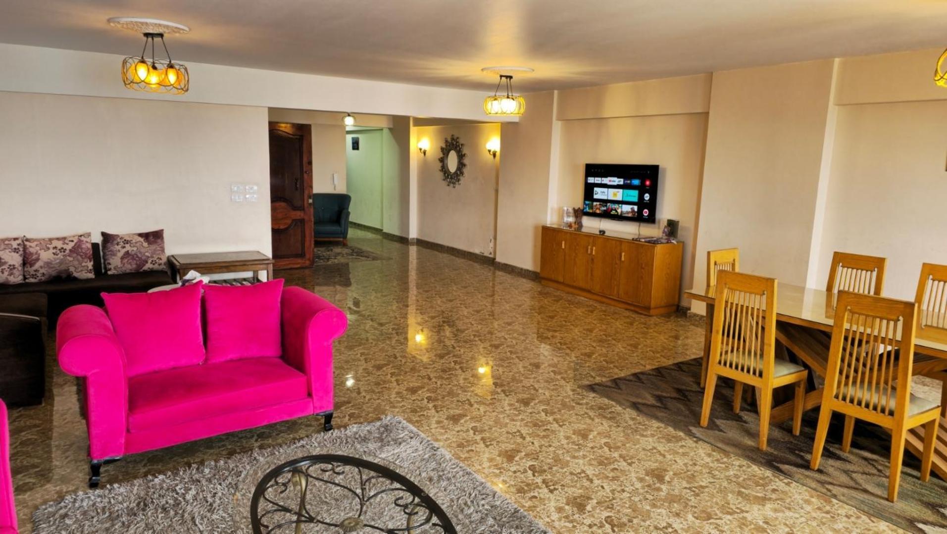 Midpoint Panoramic View - Families Only * Alexandria