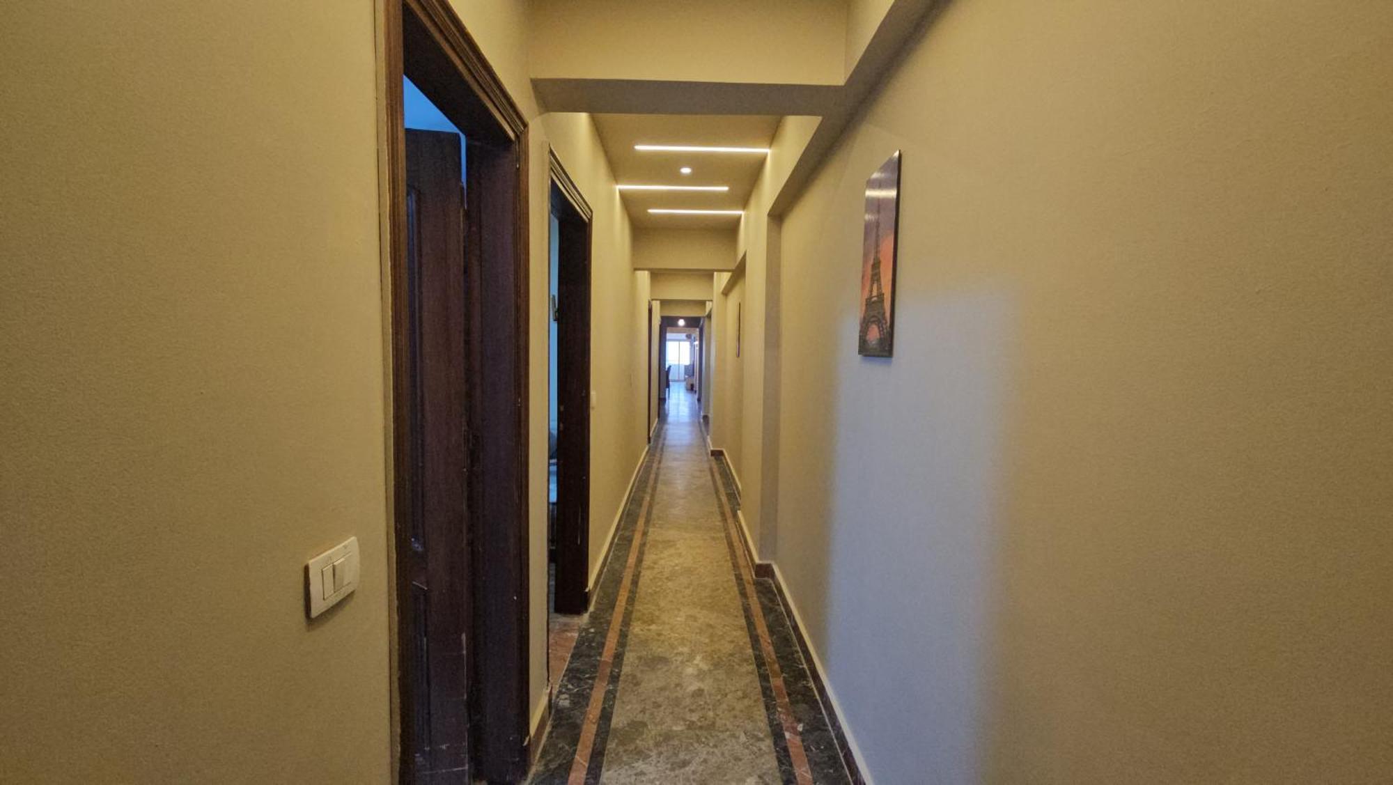 Midpoint Panoramic View - Families Only Alexandria